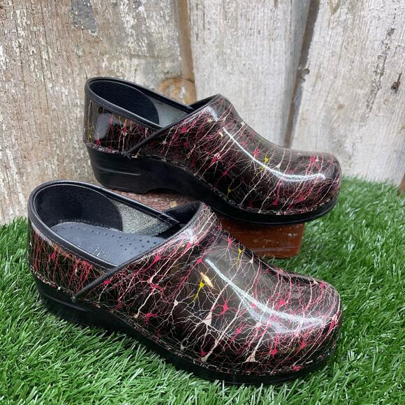 Sanita Balasia Patent Clogs Women's EU38 - Picture 1 of 9
